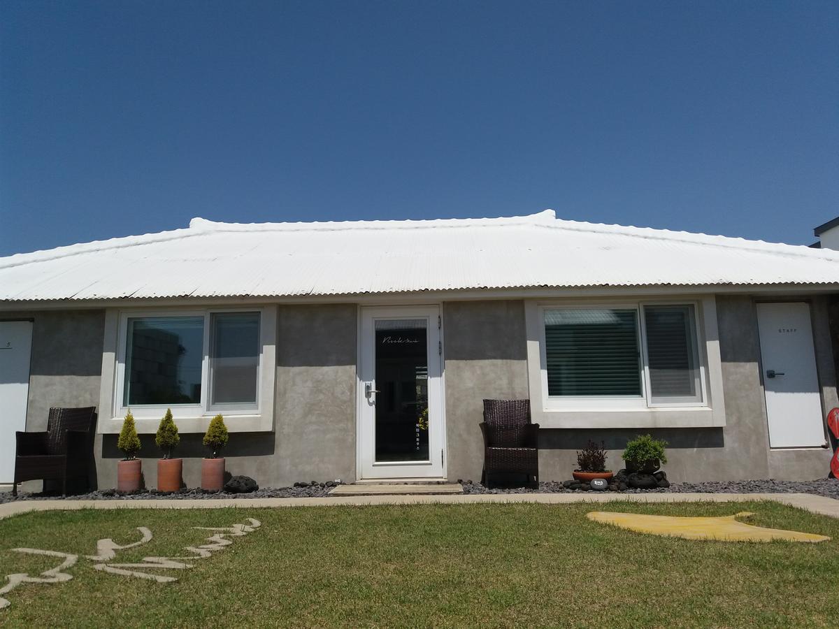 Bookmark Guesthouse Seogwipo Ngoại thất bức ảnh